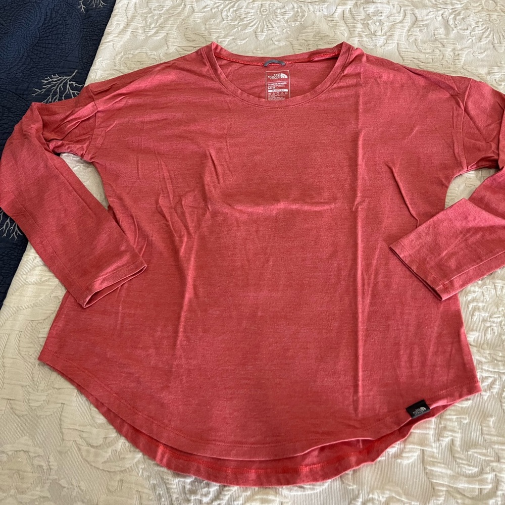 T-Shirt the north face
